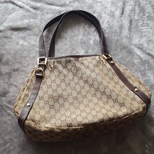 Gucci authentic purse